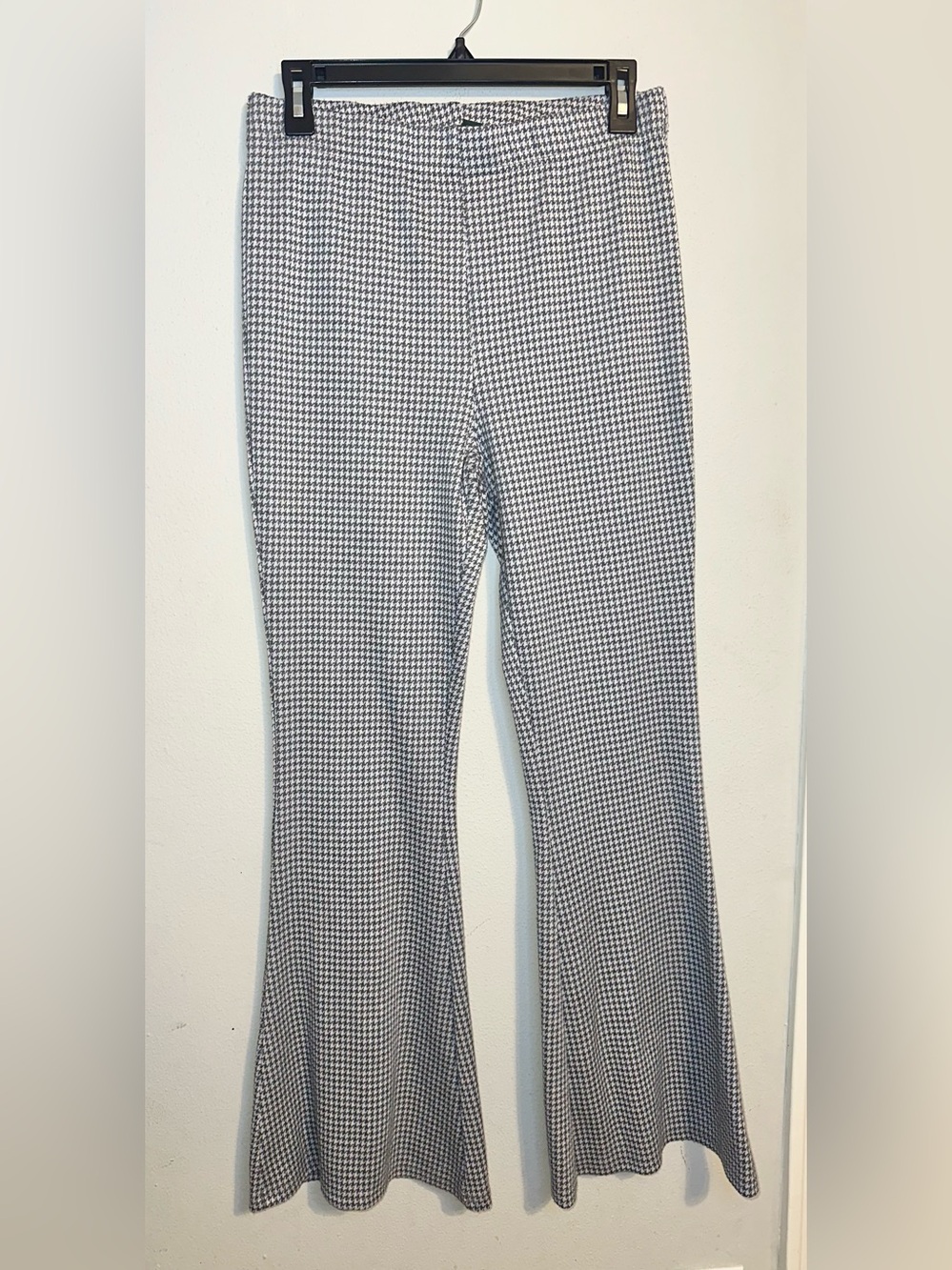 Wild Fable Black & White Houndstooth Flare Pants